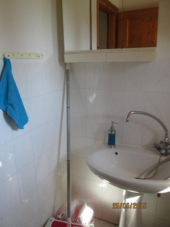 Fenyves Vendeghaz Apartment บาลาตอนเฟนีแวช ภายนอก รูปภาพ