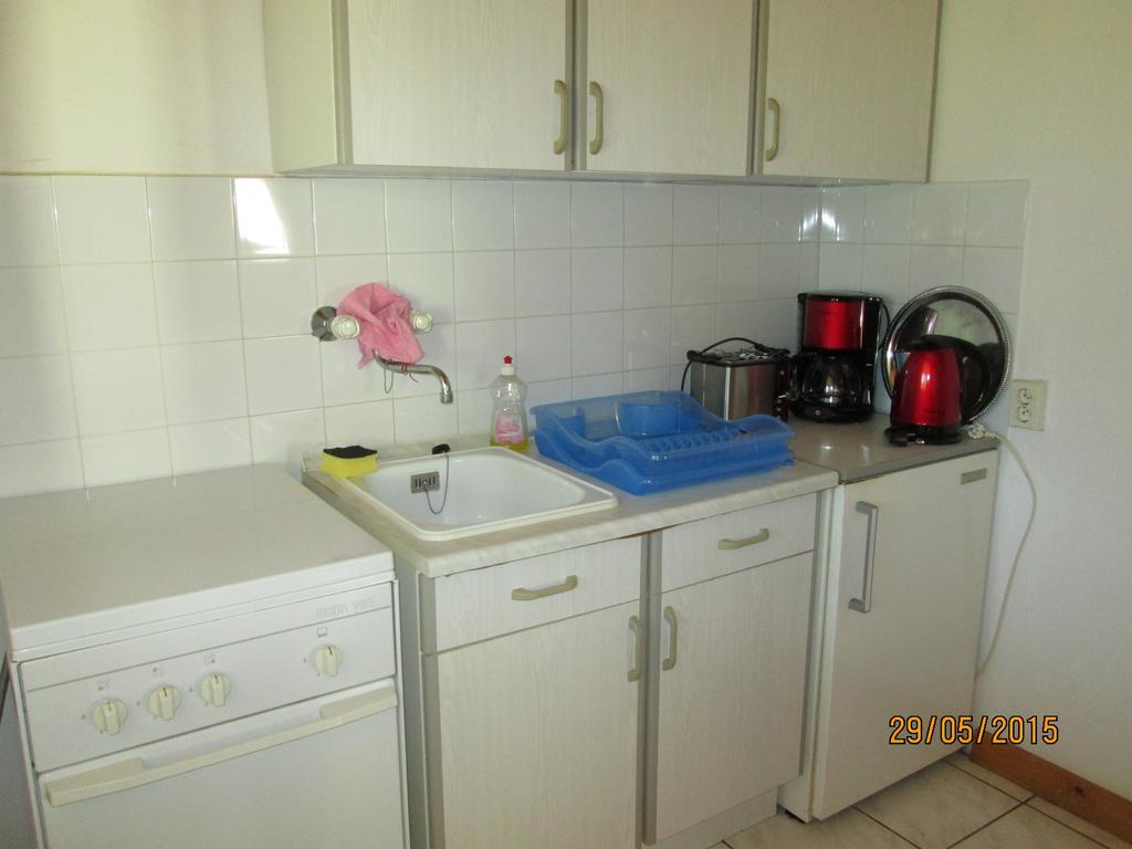 Fenyves Vendeghaz Apartment บาลาตอนเฟนีแวช ภายนอก รูปภาพ