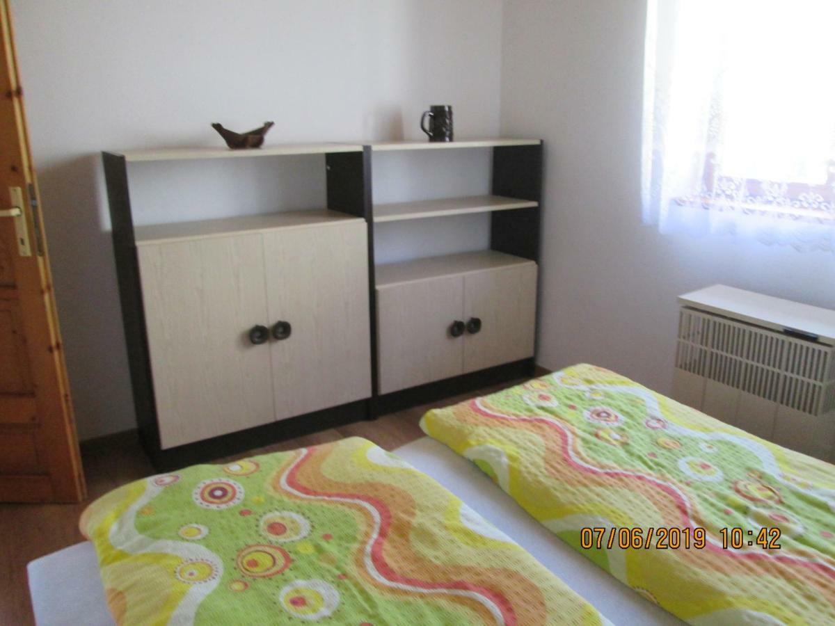 Fenyves Vendeghaz Apartment บาลาตอนเฟนีแวช ภายนอก รูปภาพ
